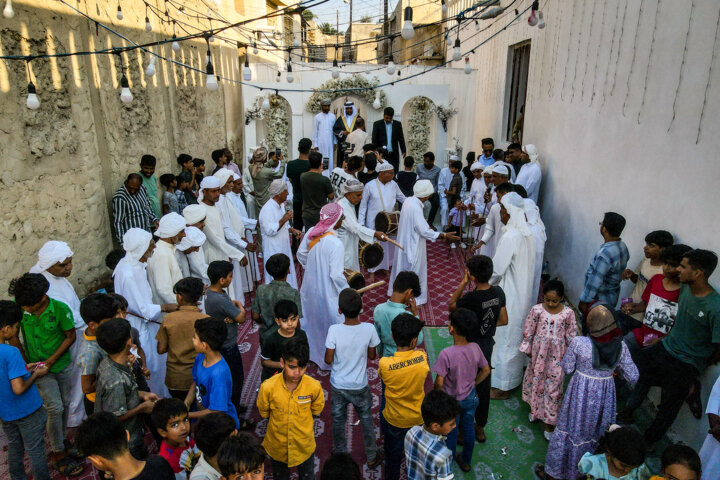 روستای سهیلی قشم جهانی شد، پارو زنی در دل جنگل های حرا